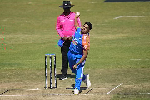Indian bowler Tussar Deshpande makes his debut